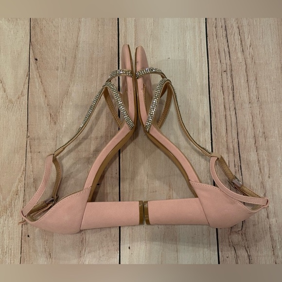 Pink T-Strap suede Block Heel Shoes/size 9 - Picture 4 of 10